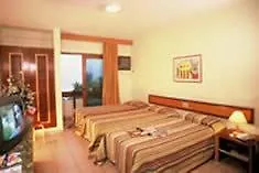 فندق ناتالفي  Enseada Praia 3*, ناتال